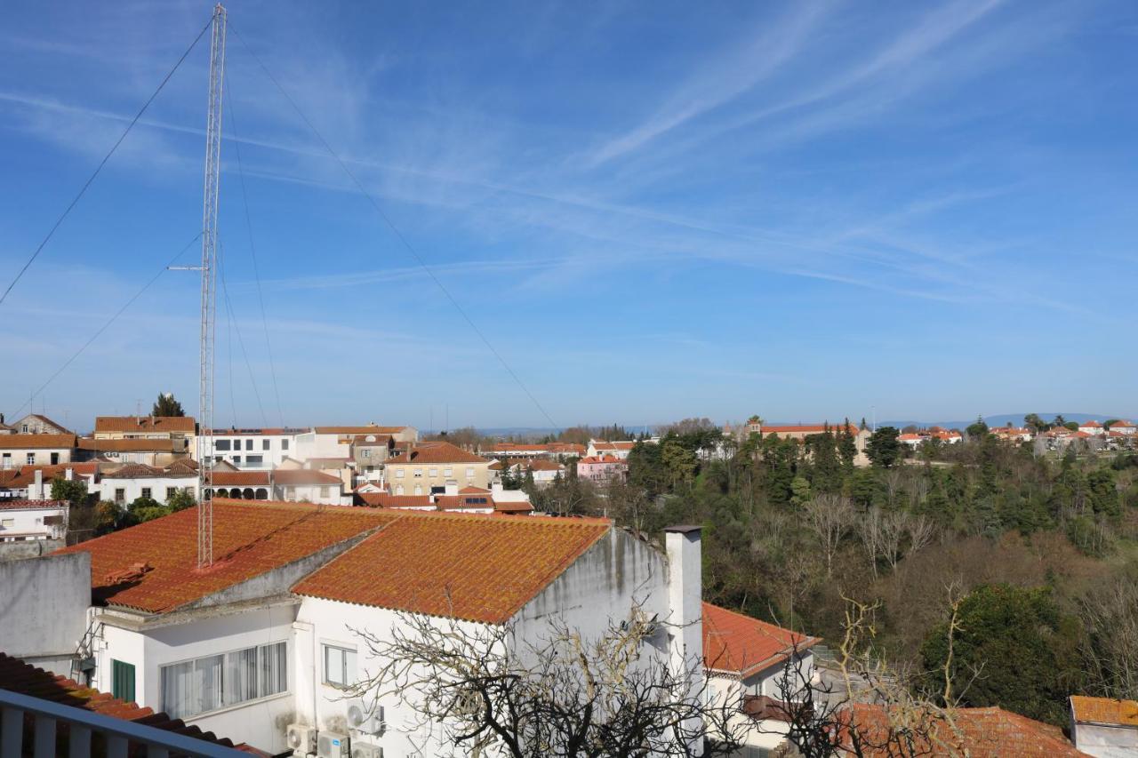 Villa Graca -Hostels And Apartments Santarém Exterior foto